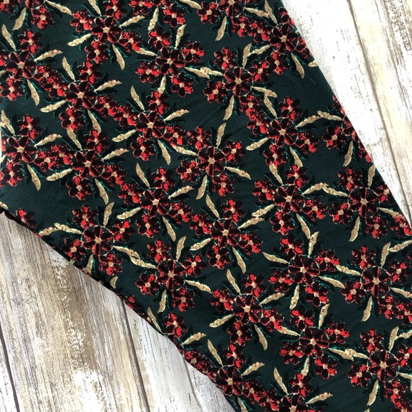 LuLaRoe Pants - LuLaRoe TC Leggings
